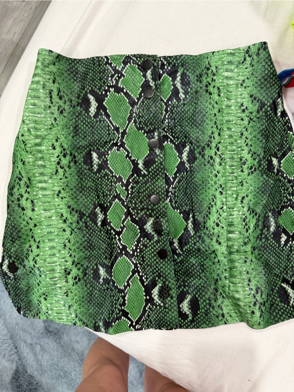 Sincerly Jules Green Snake-Pattern Reptile Mat